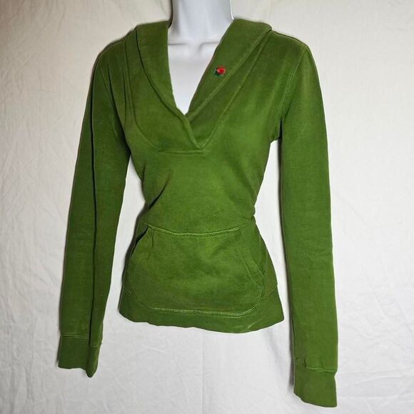 Merona Tops - vintage y2k green collared v neck whimsical sweatshirt